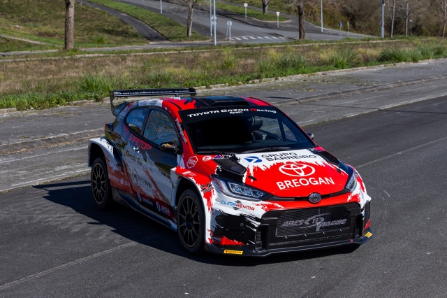 01_ToyotaAresRacing (14)